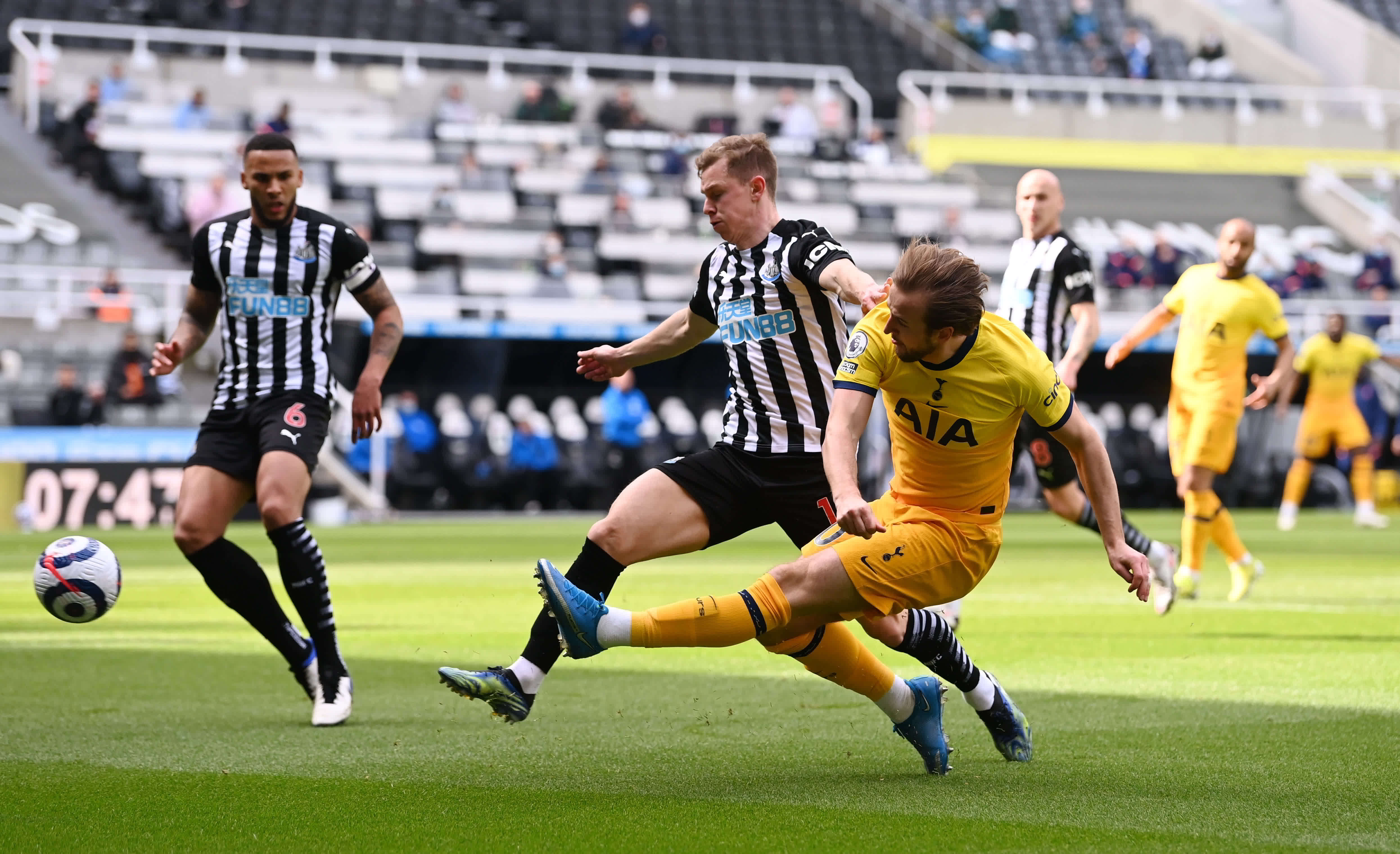 背景故事和 背景故事和